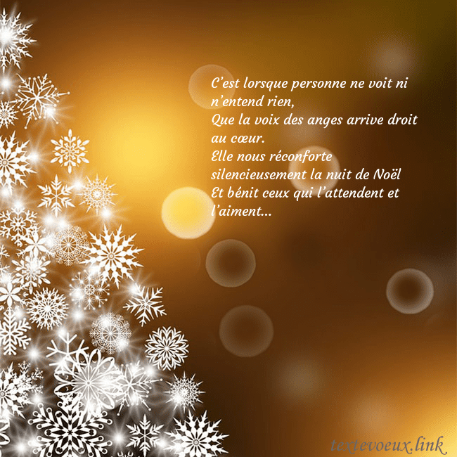 Carte postale avec un sapin de Noël fait de flocons de neige