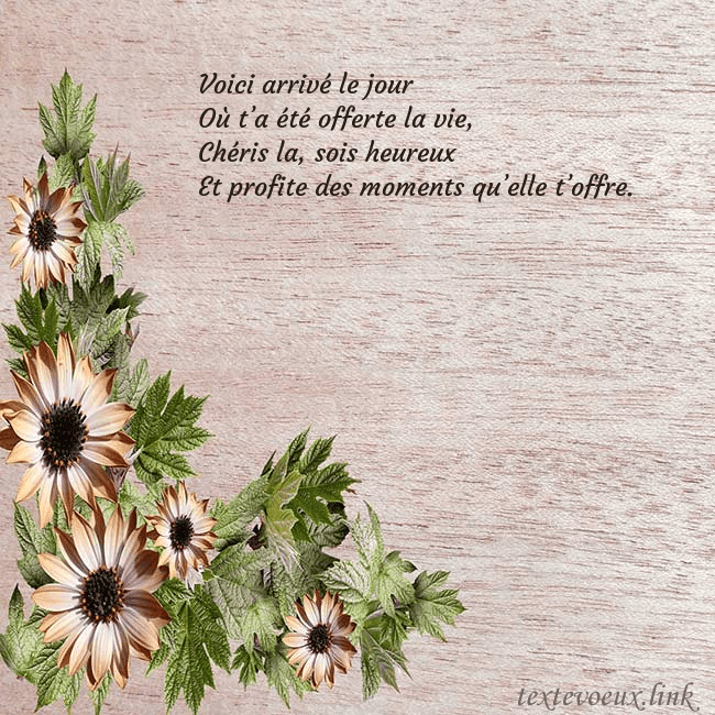 Une jolie carte d'anniversaire avec des fleurs