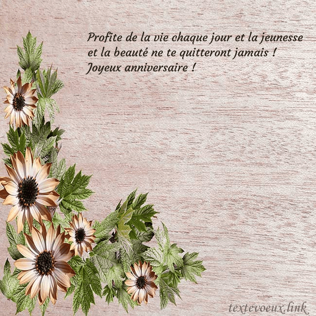 Une jolie carte d'anniversaire avec des fleurs